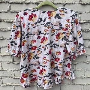 *SOLD* Floral Lucky Brand Blouse/Top/Shirt V-Neck